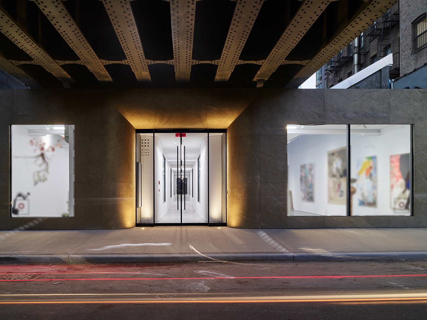 Hindman Auctions & Private Sales Fine Art, Antiques, Jewelry & More