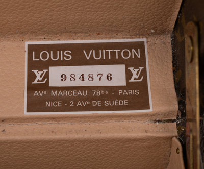 Louis Vuitton - LOUIS VUITTON, AVE MARCEAU, 78BIS, PARIS, 1950'S SUITCASE