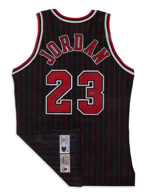 Lot Detail - 1996-97 Michael Jordan Chicago Bulls Autographed Pro Cut Home  Jersey (JSA • UDA)