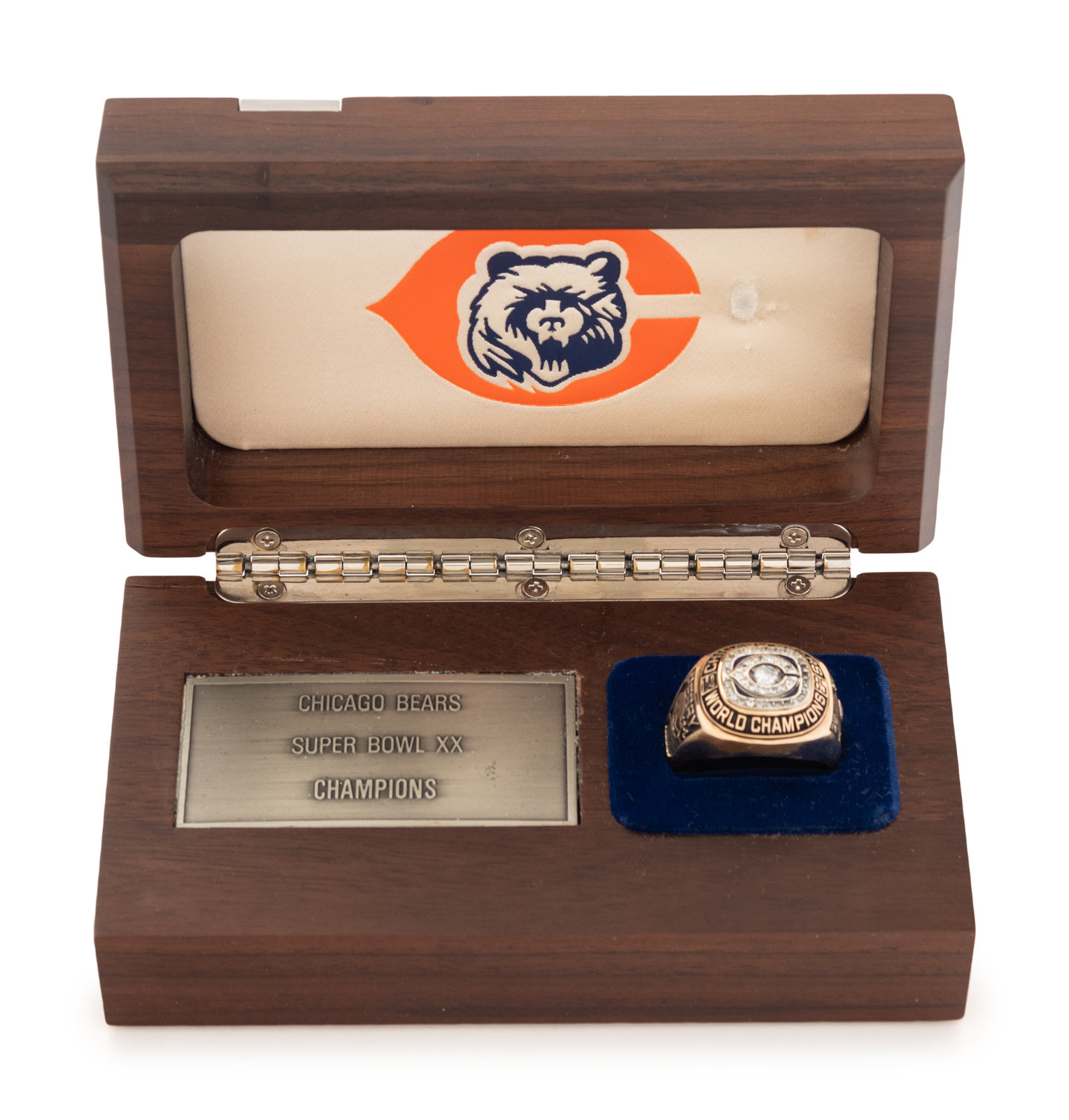 A Rare Jostens 1985 Chicago Bears Super Bowl XX Championship Salesman  Sample Ring Crafted to William 'The Refrigerator' Perry's Size With  Original Presentation Box