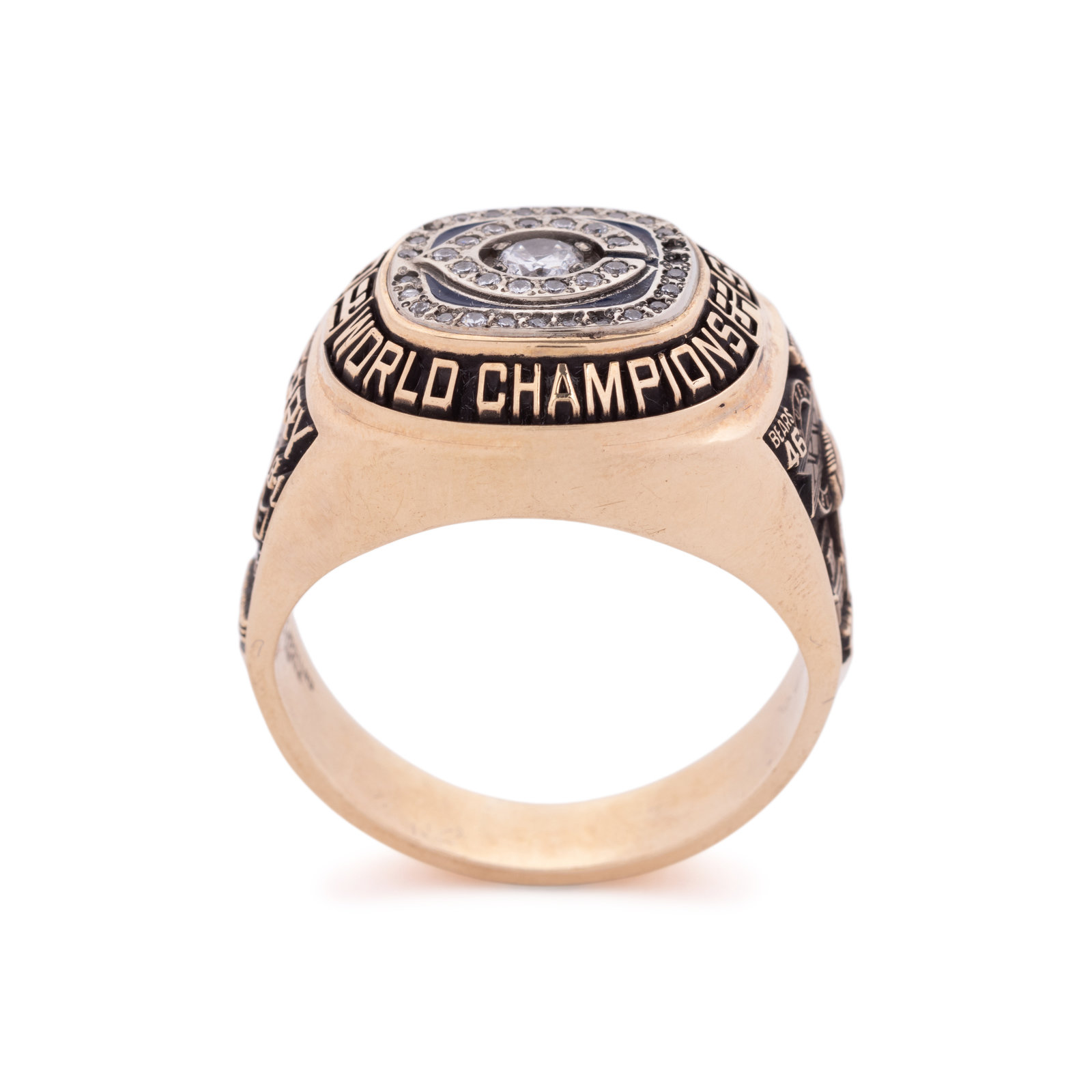 A Rare Jostens 1985 Chicago Bears Super Bowl XX Championship Salesman  Sample Ring Crafted to William 'The Refrigerator' Perry's Size With  Original Presentation Box