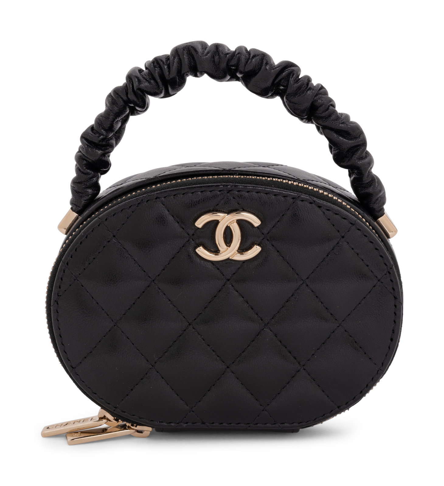 At Auction: Chanel Vintage Black Quilted Calfskin CC Logo Vanity Bag