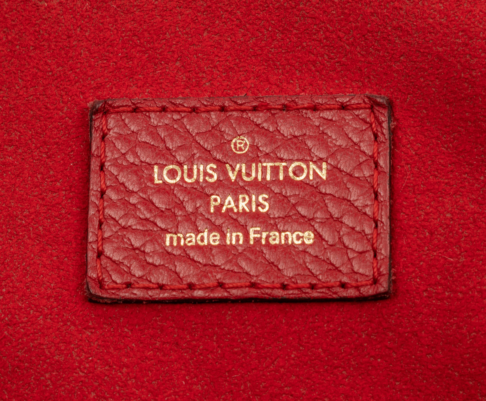 Sold at Auction: AUTHENTIC LOUIS VUITTON LEATHER LEATHER KEYCHAIN