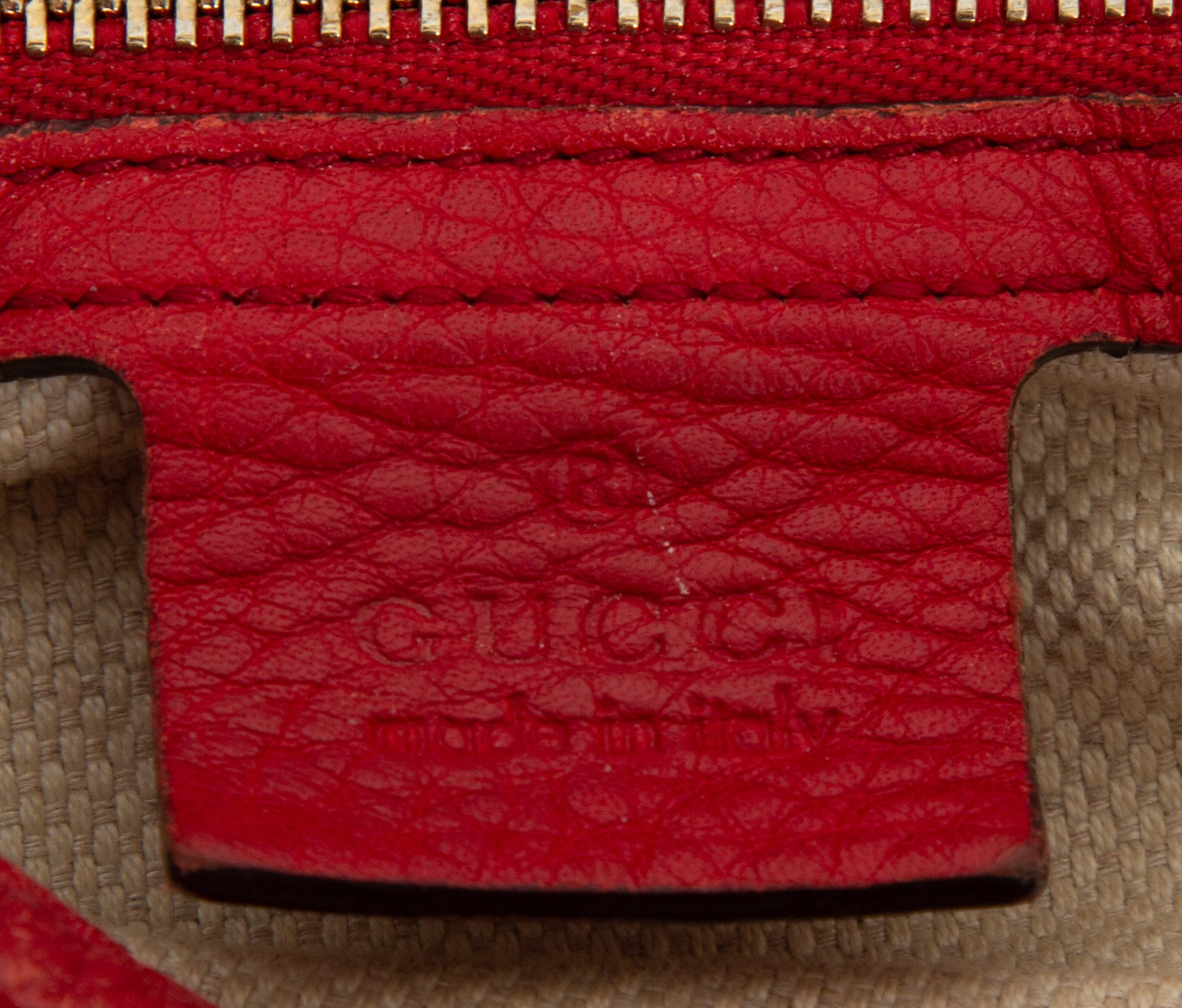 GUCCI Soho Pebbled Leather Hobo Shoulder Bag Red 282304