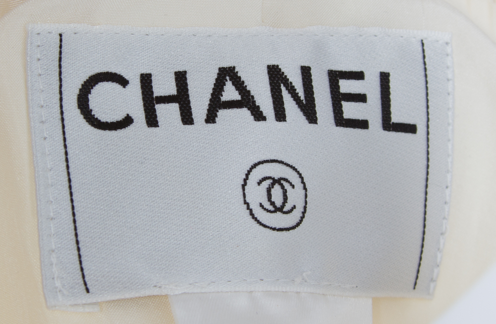 Chanel Off-White Silk Pant Suit Embroidered with Multicolored