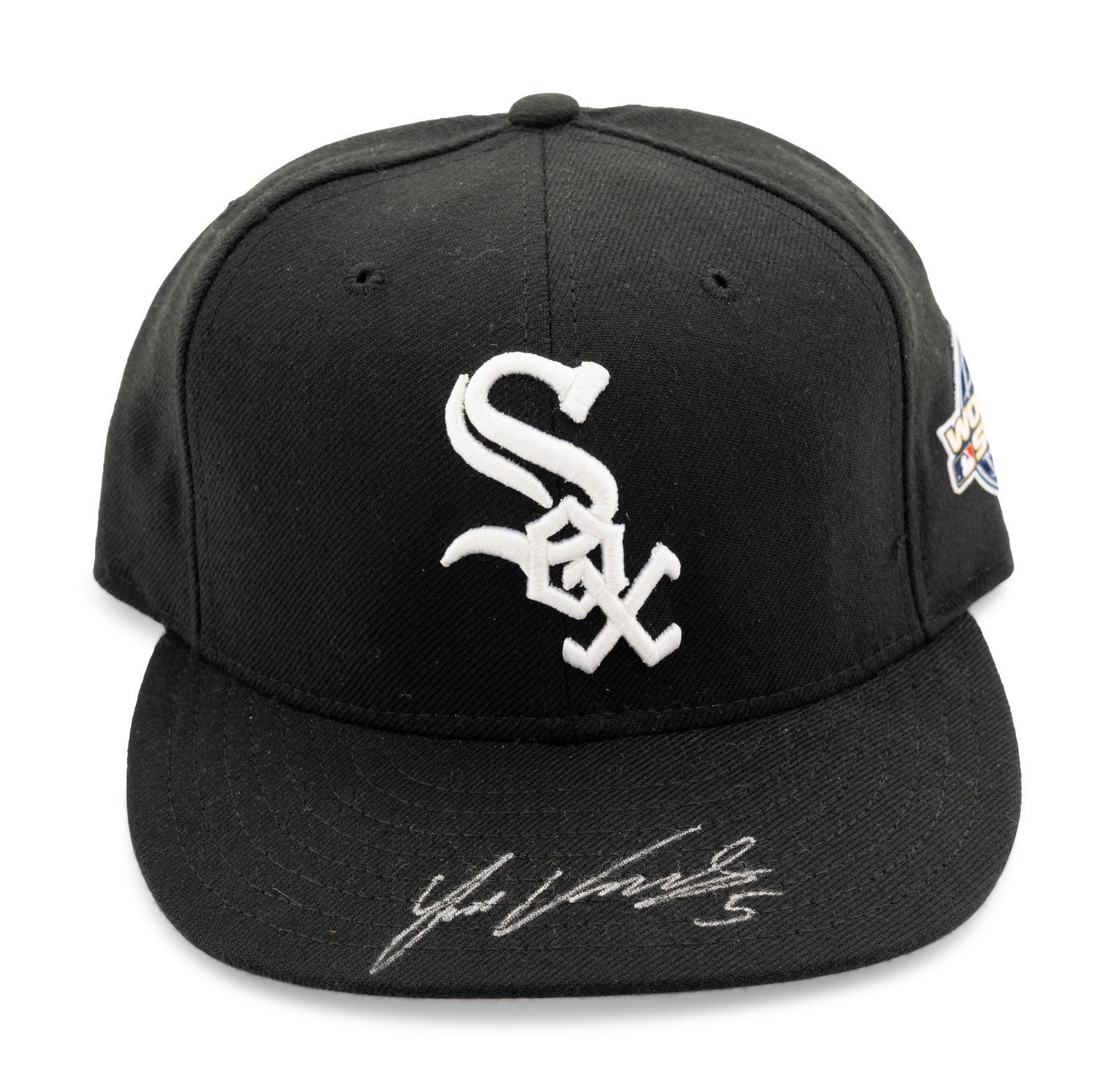 A Group of 13 2005 Chicago White Sox World Series Champion Signed Autograph  Items (Steiner)