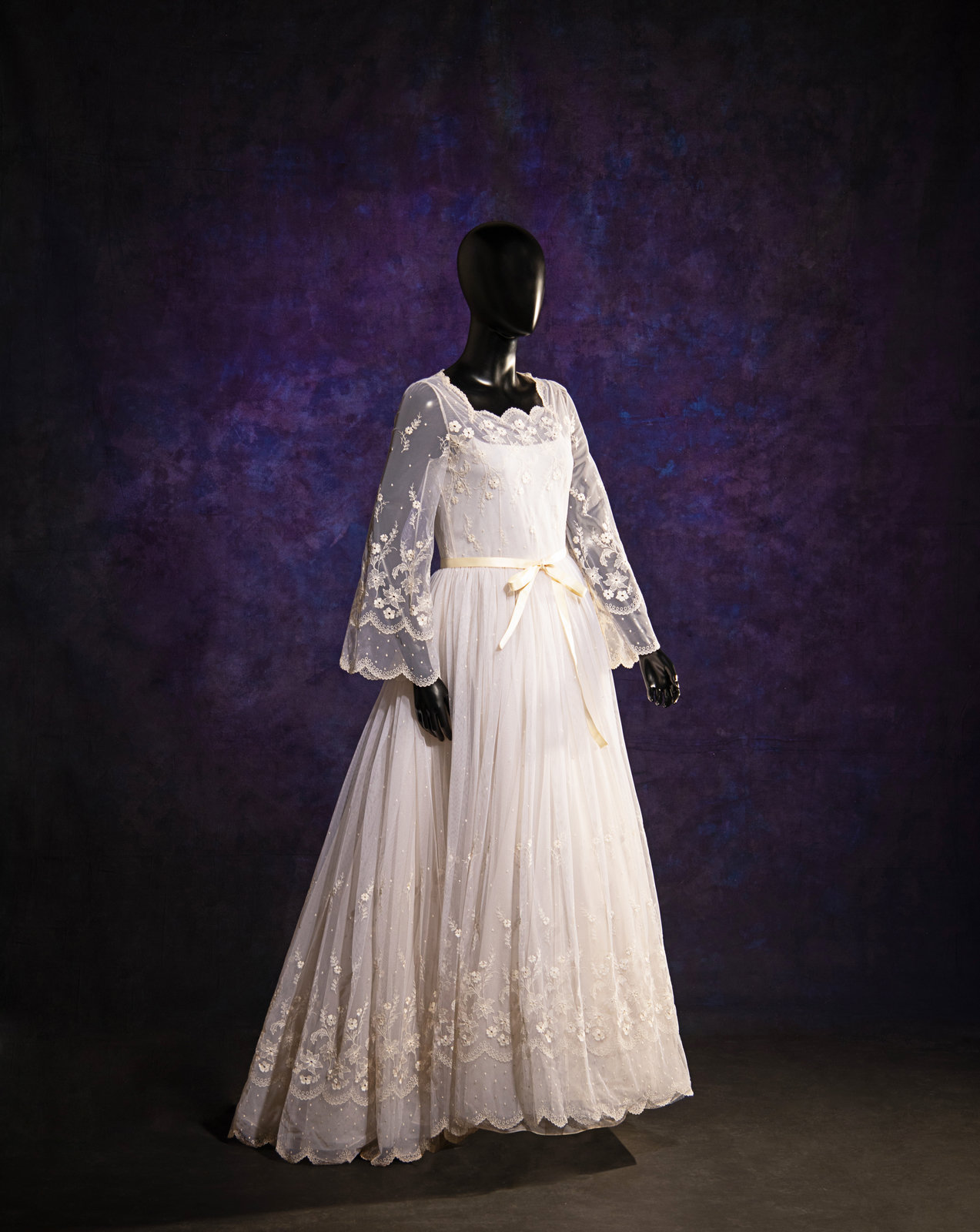 MilaneseGAL: Modern Christian Dior  Gowns, High fashion dresses, Dior  wedding dresses